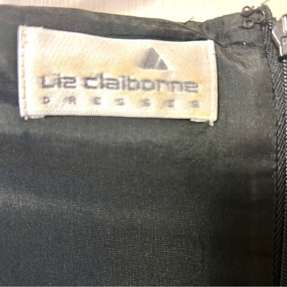 Liz Claiborne Black Cocktail Dress Sheath with Overlay Lace Hem Vintage size 16 - Picture 15 of 17